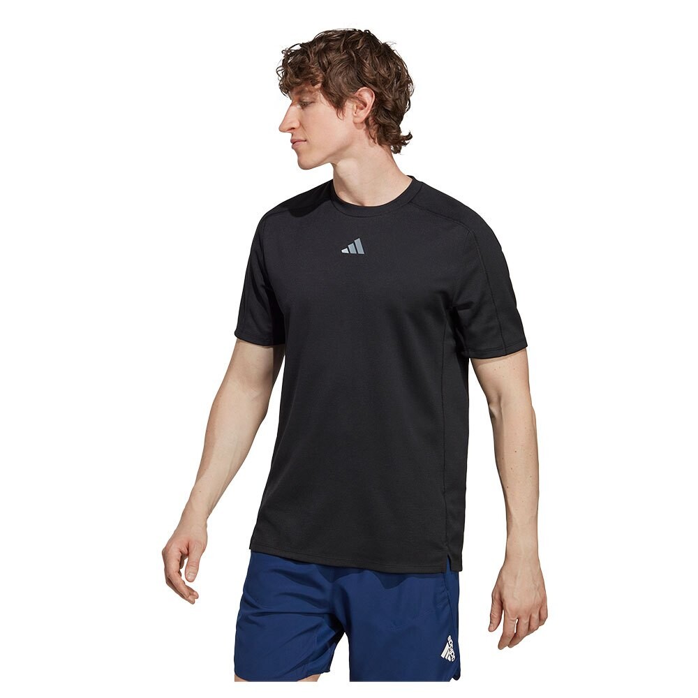 

Футболка adidas Entry, черный