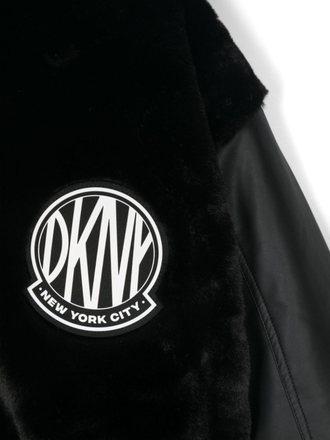 Dkny Kids бомбер из искусственного меха с аппликацией-логотипом, черный — фото 2