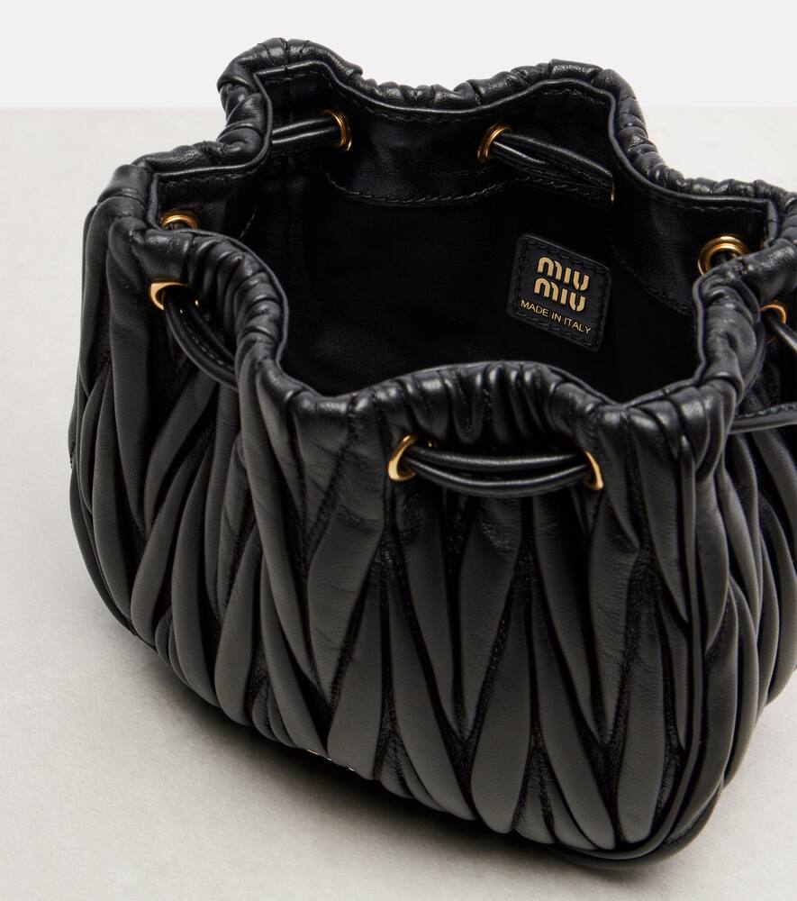 Кожаная сумка-ведро с тиснением Miu Miu, Black — фото 3