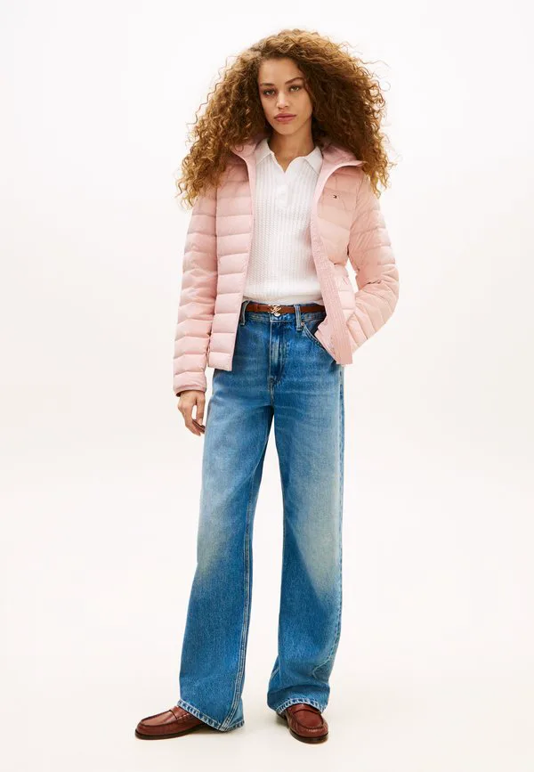 Легкая, облегающая, водоотталкивающая пуховая куртка Tommy Hilfiger, Foggy Pink — фото 2