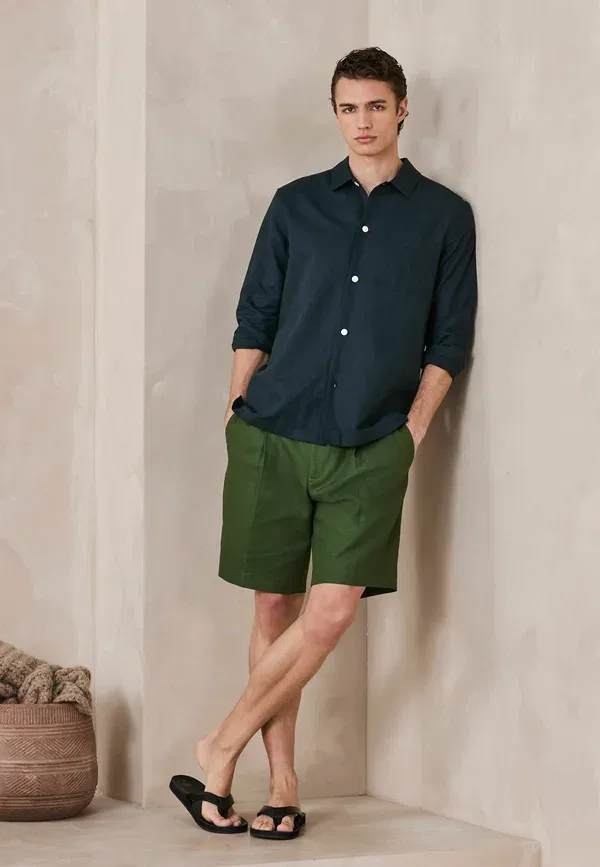 Шорты Next, Regular fit relaxed fit linen blend formal shorts, зеленый — фото 4