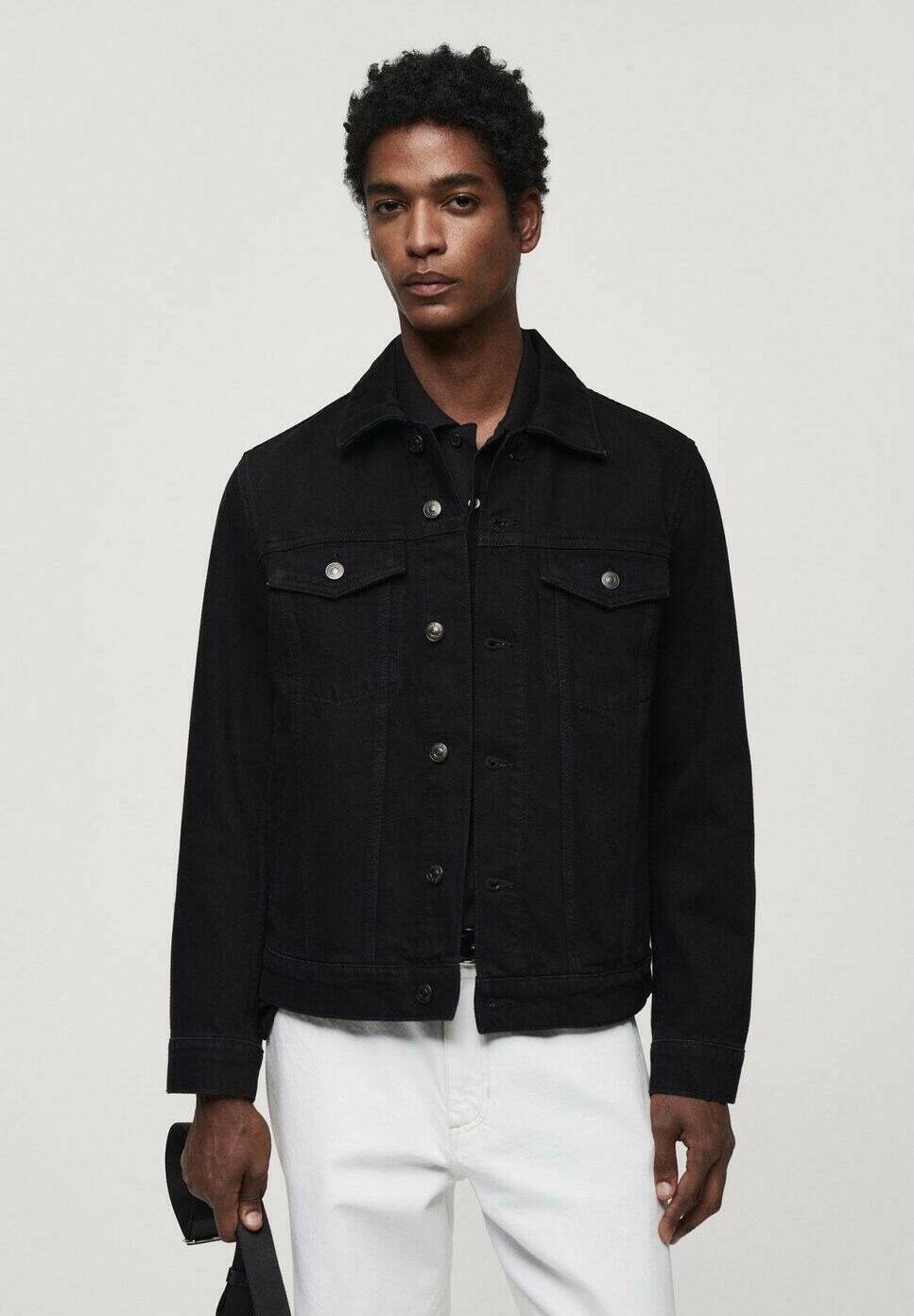 

Джинсовая куртка RYAN Mango, цвет black denim