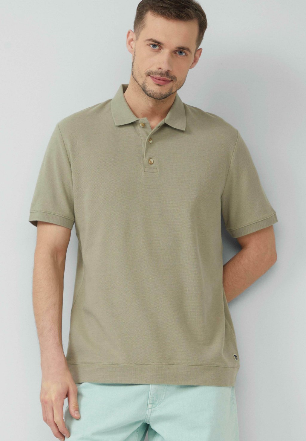 

Рубашка поло AUS WAFFEL s.Oliver, темно-зеленый