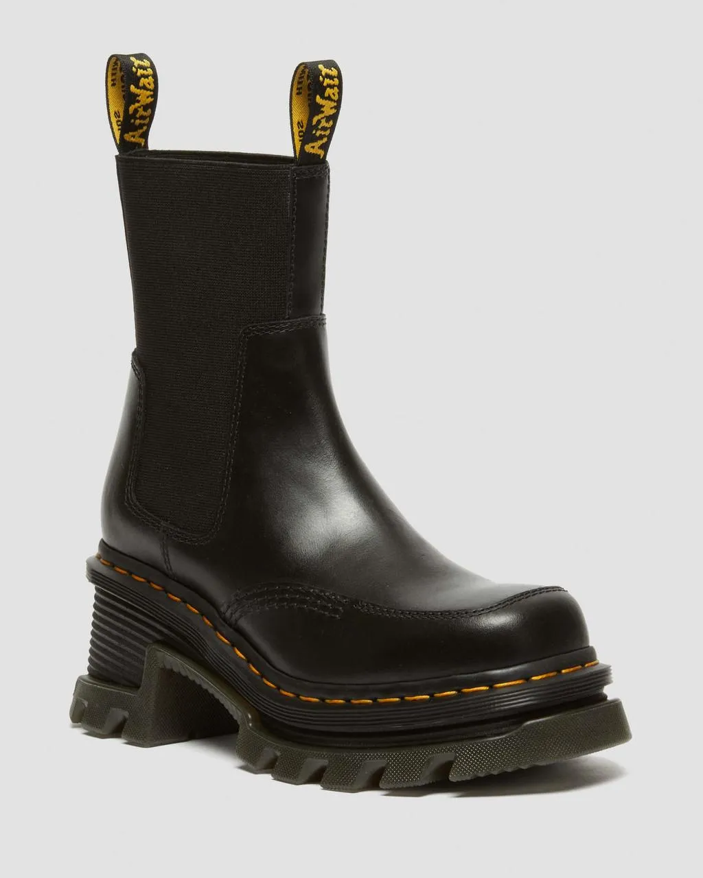 

Dr. Martens Corran Челси Кожаные ботинки на каблуке с атласом, цвет Black — Atlas