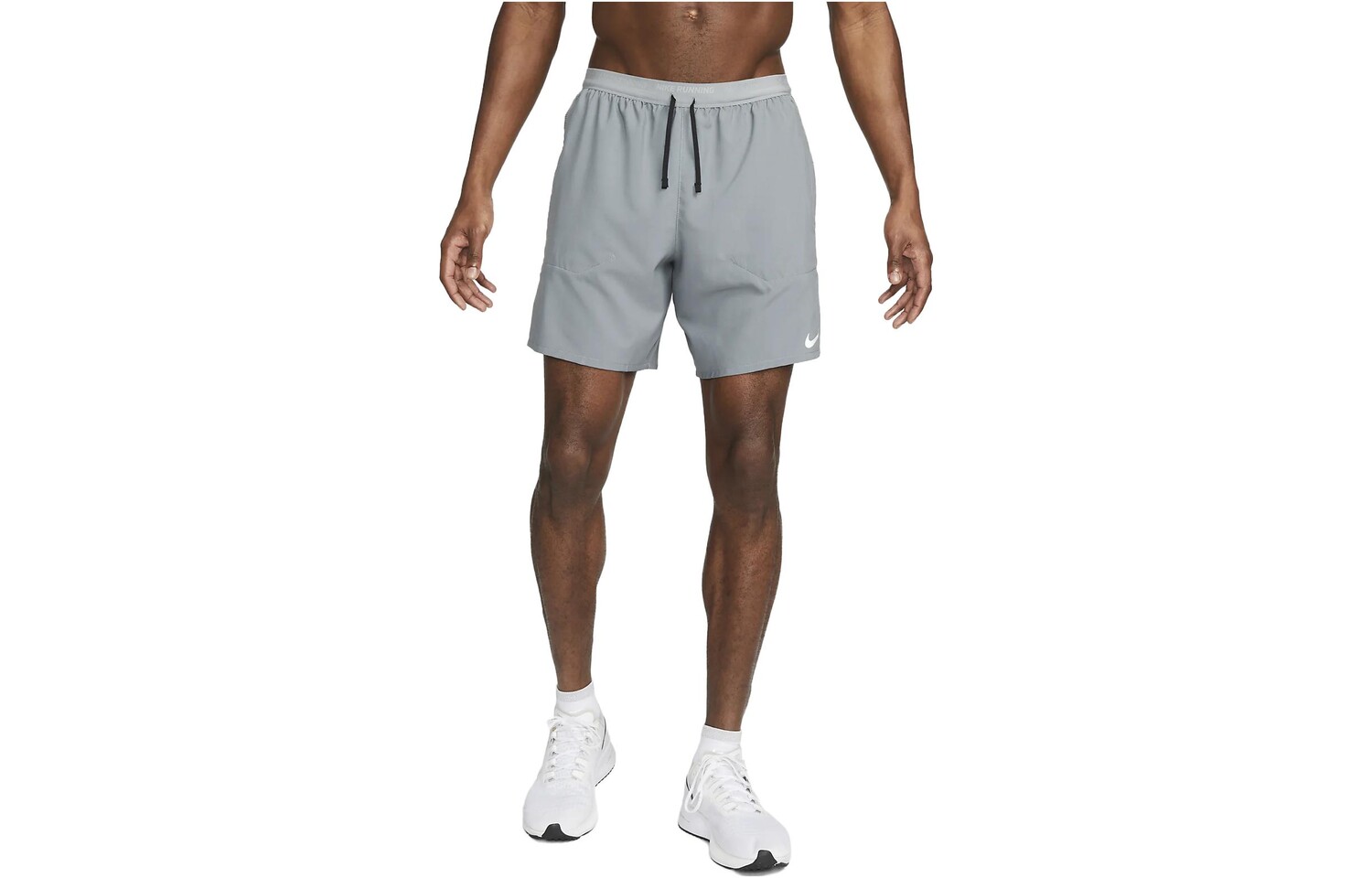 

Повседневные шорты мужские серебристые Nike, цвет Silver