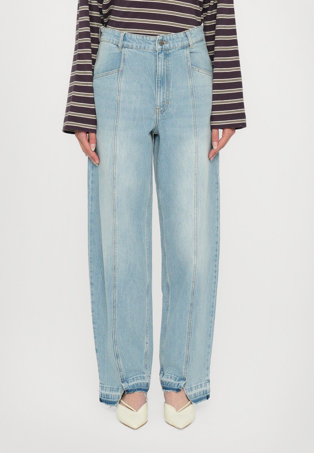 

Джинсы свободного кроя NANYA Baum und Pferdgarten, цвет Light Denim