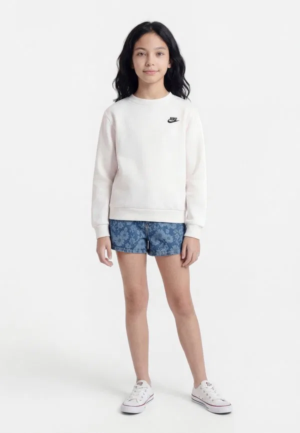 Свободные джинсовые шорты с цветочным принтом Abercrombie & Fitch, Floral Blues