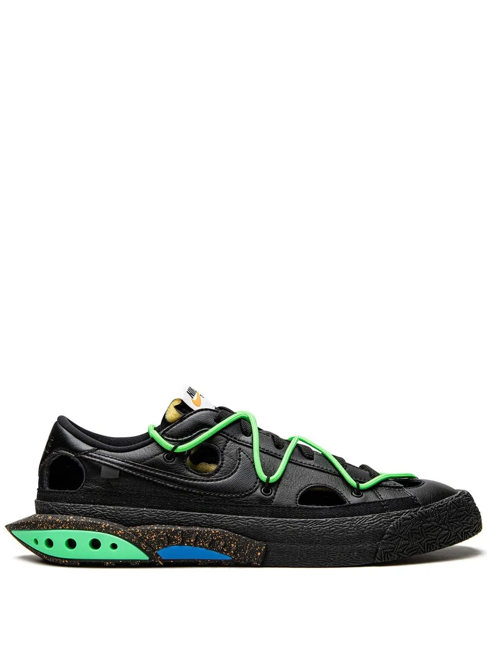 

Кеды Blazer Low Black/Electro Green из коллаборации с Off-White Nike X Off-White, черный