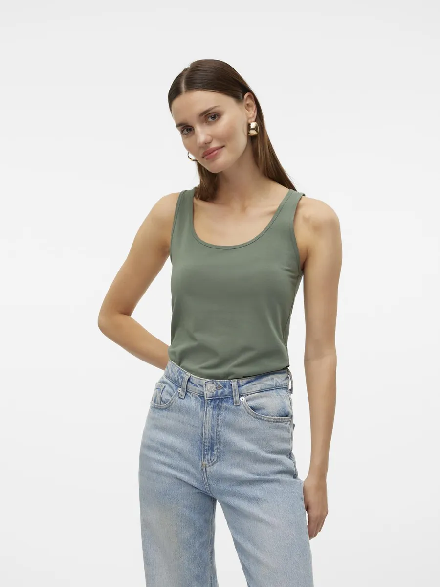 

Топ-рубашка Vero Moda "VMLULU LONG TANK TOP JRS GA NOOS", цвет Laurel Wreath