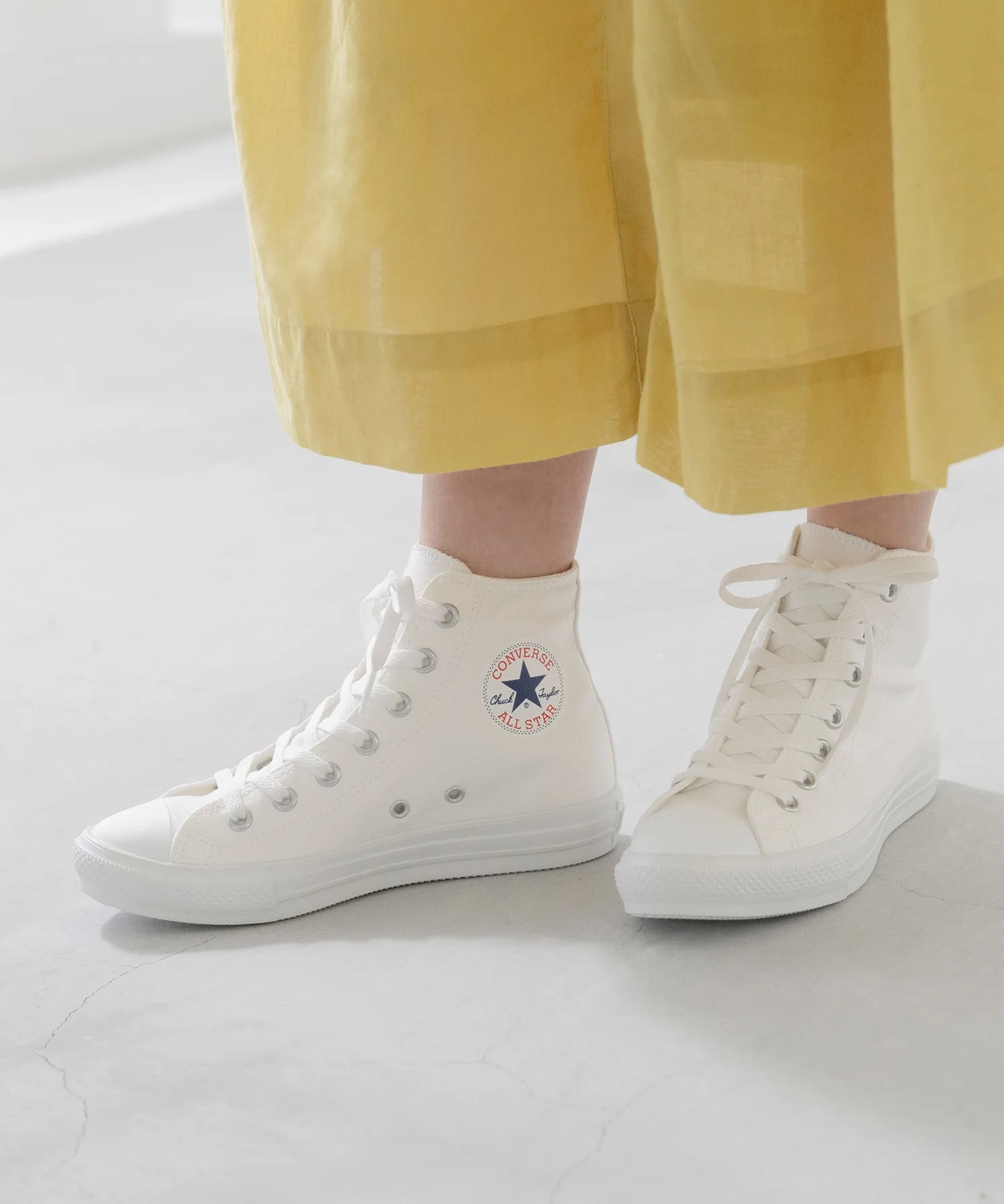 Кроссовки высокие легкие All Star Light CONVERSE белые — фото 2