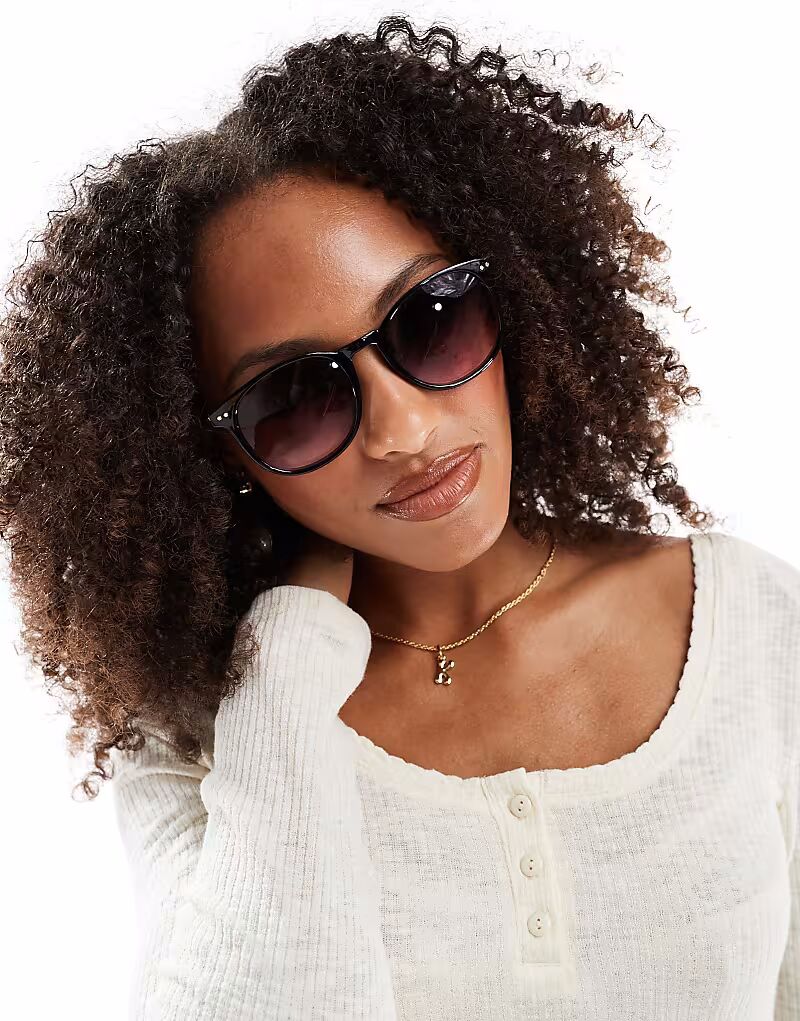 

Черные круглые солнцезащитные очки ASOS DESIGN