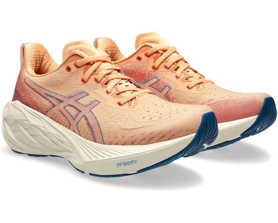

Кроссовки ASICS Novablast 4, цвет Faded Orange/Deep Red