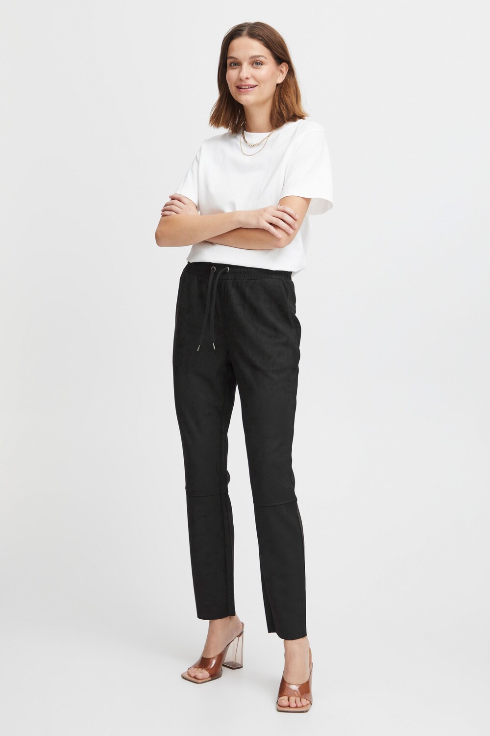 

Брюки Oxmo Stoffhose OXJudith Pants, черный