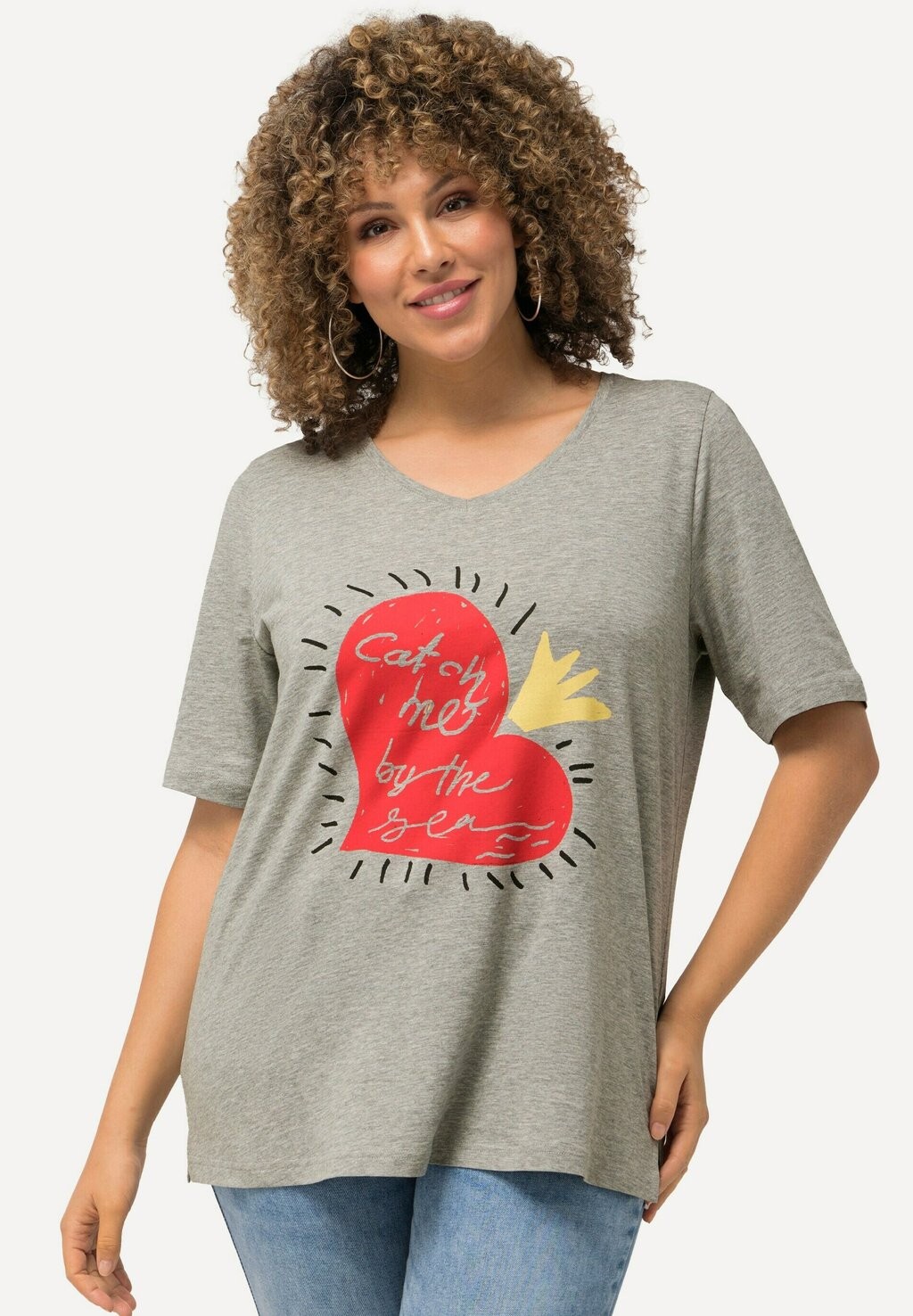 

Футболка с принтом CATCH ME BY THE SEA GRAPHIC Ulla Popken, пестрый светло-серый