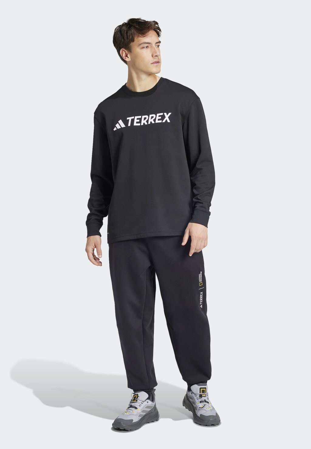 

Брюки для активного отдыха NATIONAL GEOGRAPHIC AERO.READY_WARMING PANTS Adidas Terrex, черный