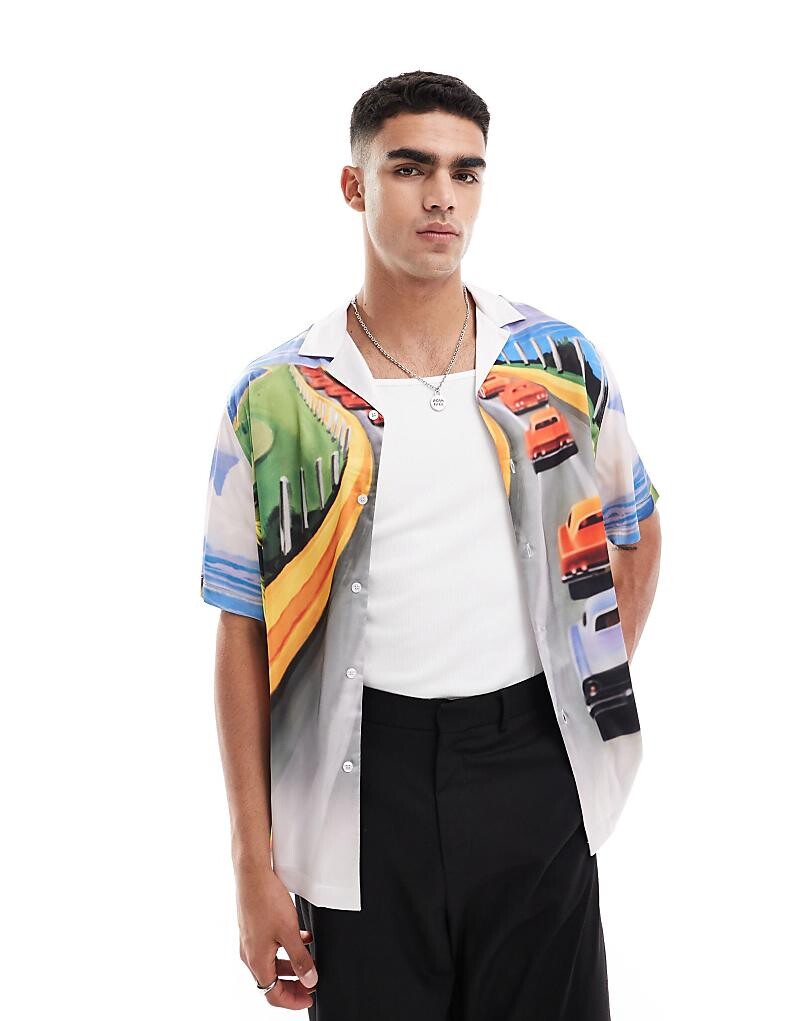 

ASOS DESIGN Рубашка свободного кроя с кубинским воротником и пейзажным принтом