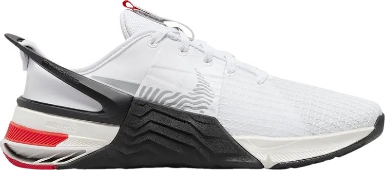 Кроссовки Wmns Metcon 8 FlyEase 'White Picante Red', белый