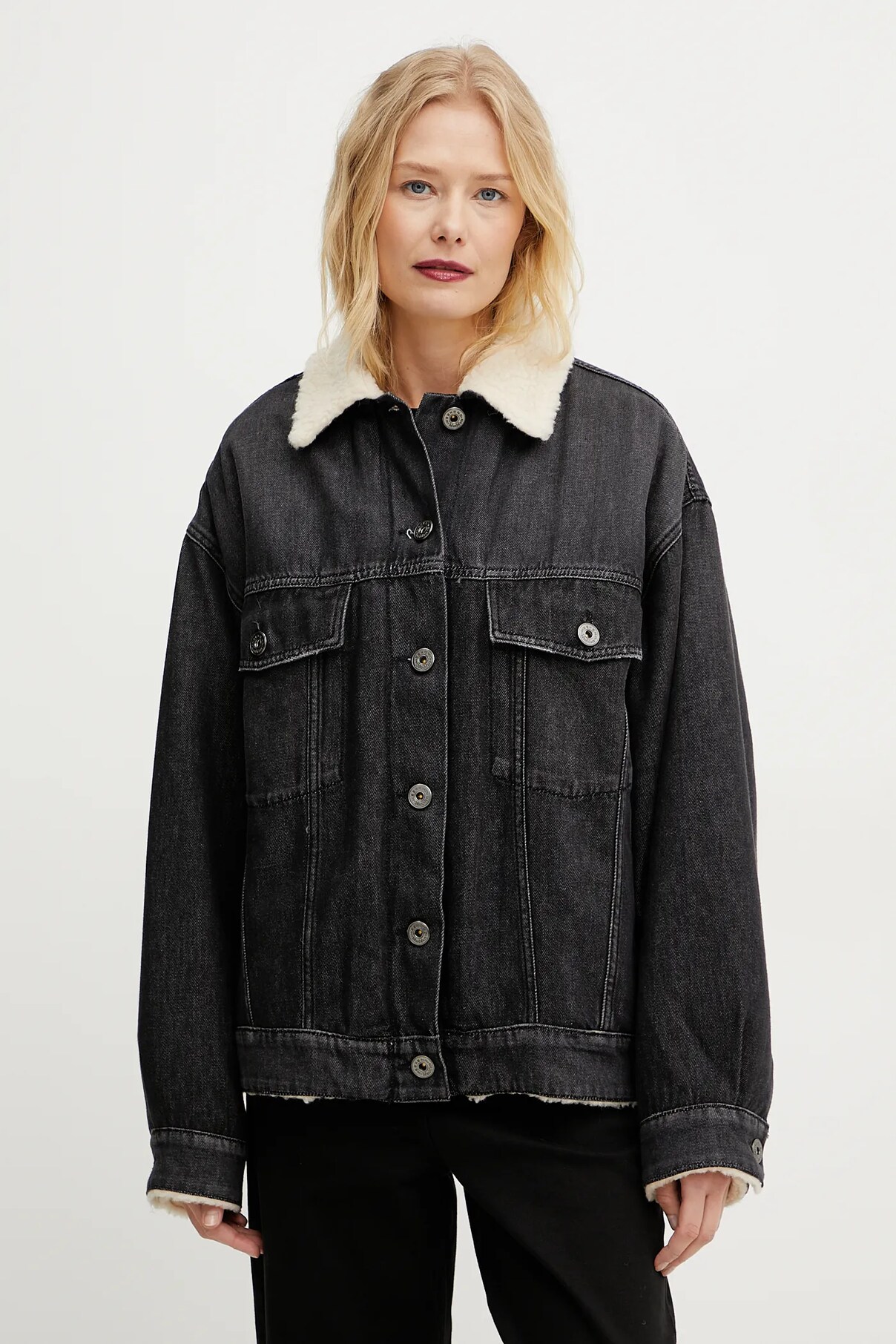 

Куртка Weekend Max Mara, черный