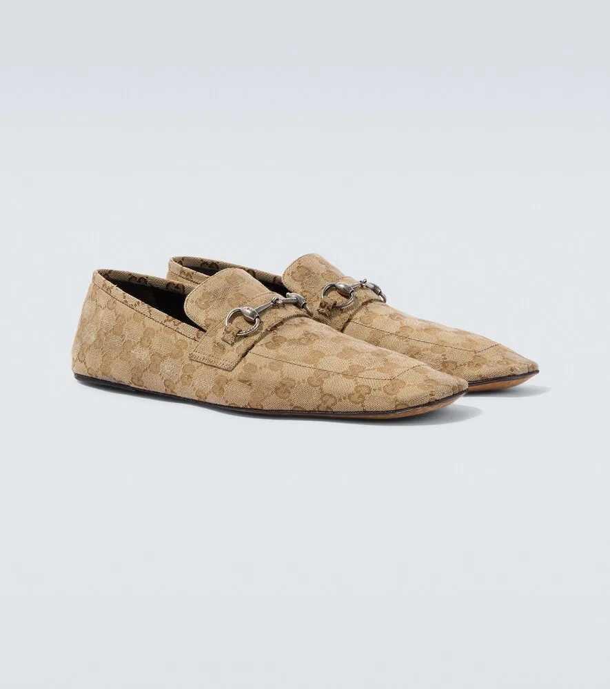 Лоферы Horsebit GG Canvas с эффектом потертости Gucci, бежевый