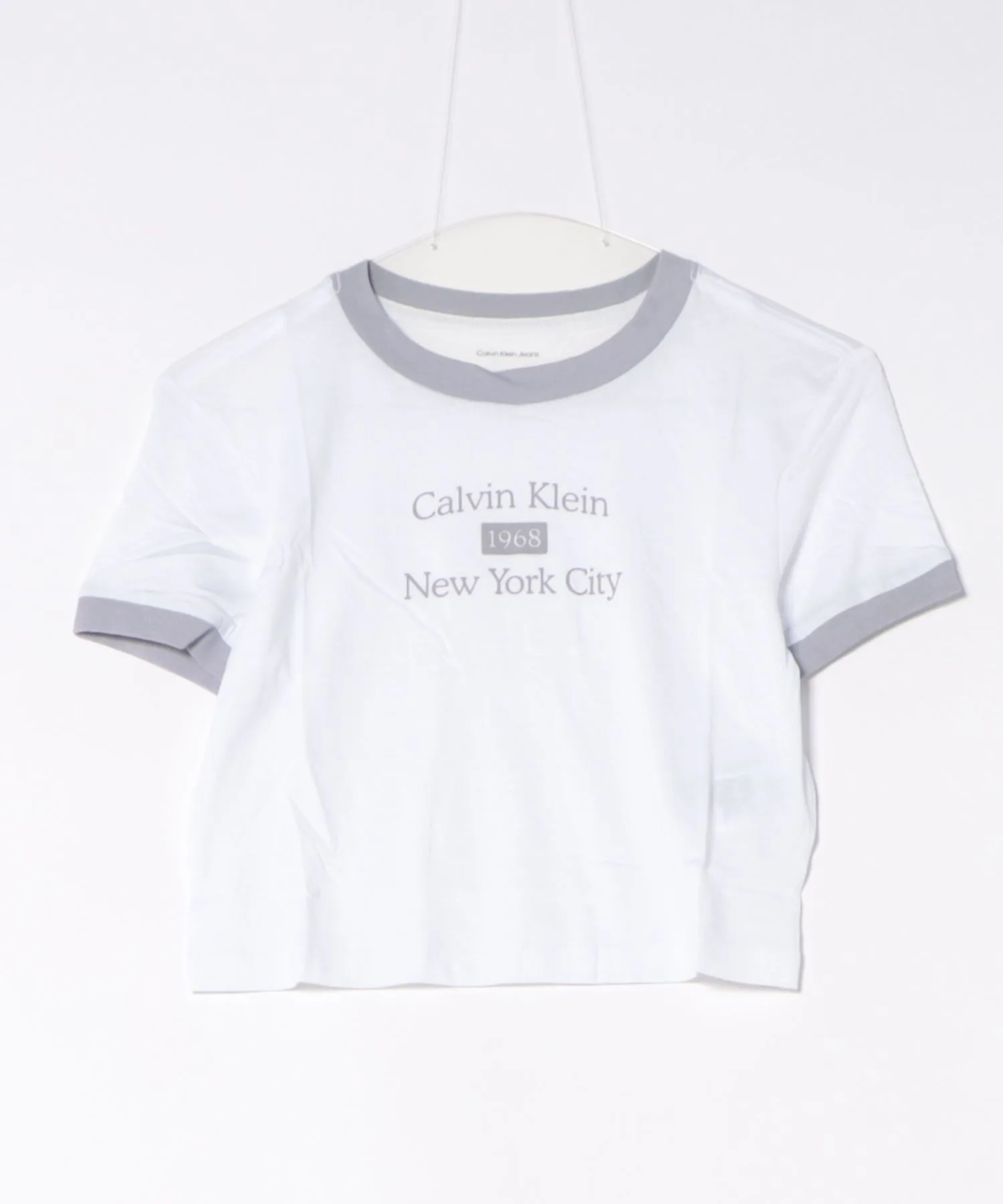 Унисекс футболка Calvin Klein с коротким рукавом и логотипом серо-белая