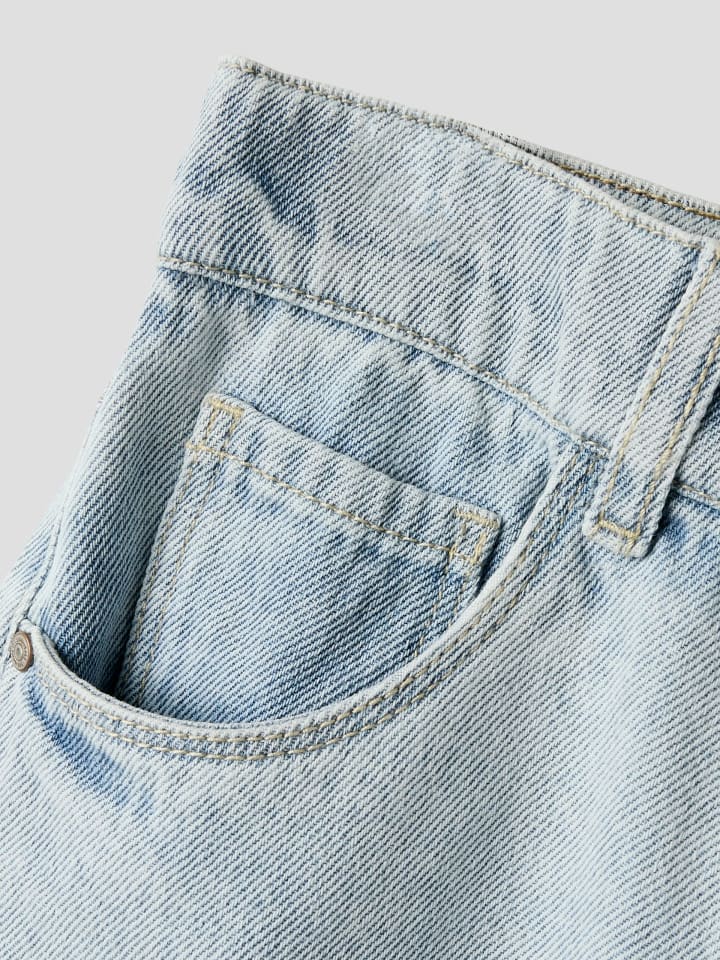 Name it Джинсы с широкими штанинами NKFBELLA SKATER XWIDE JEANS 3111-ZA светло-голубого выбеленного денима — фото 4