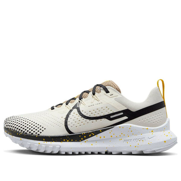 

Кроссовки react pegasus trail 4 Nike, белый