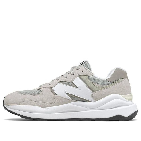 

Кроссовки 57 40 New Balance, серый