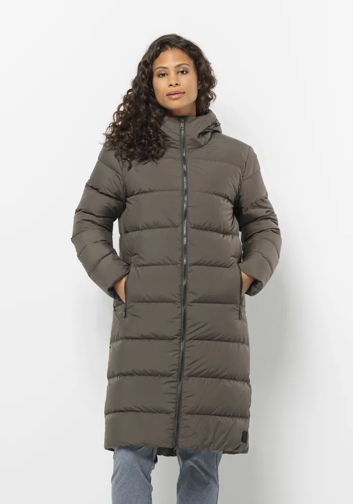 

Пуховик Jack Wolfskin "FROZEN PALACE COAT W", цвет Cold-Coffee