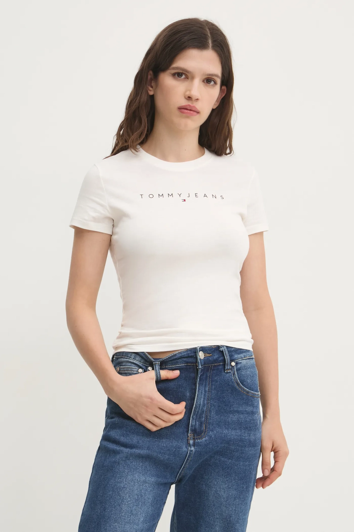 

Хлопковая футболка Tommy Jeans, бежевый