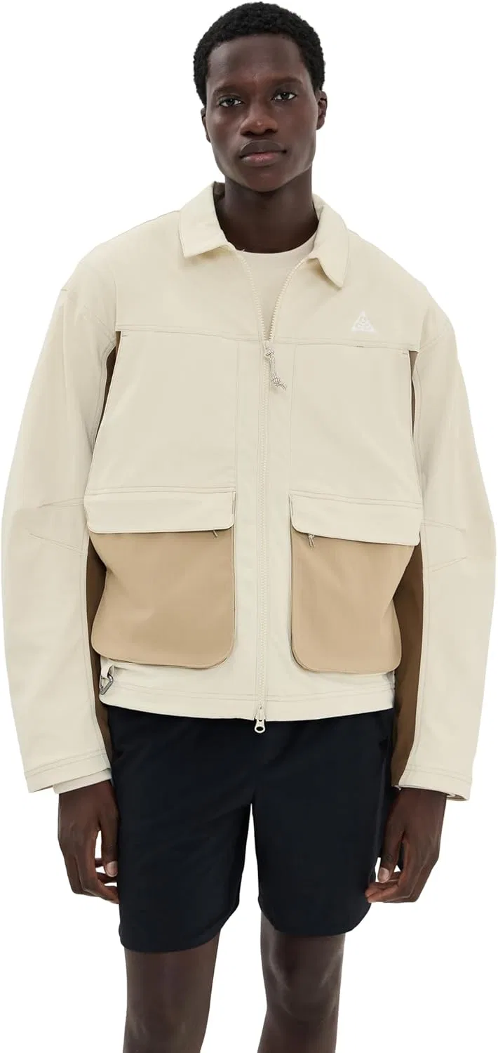 Куртка Nike ACG, цвет Lt Khaki/Parachute Beige/Summit White