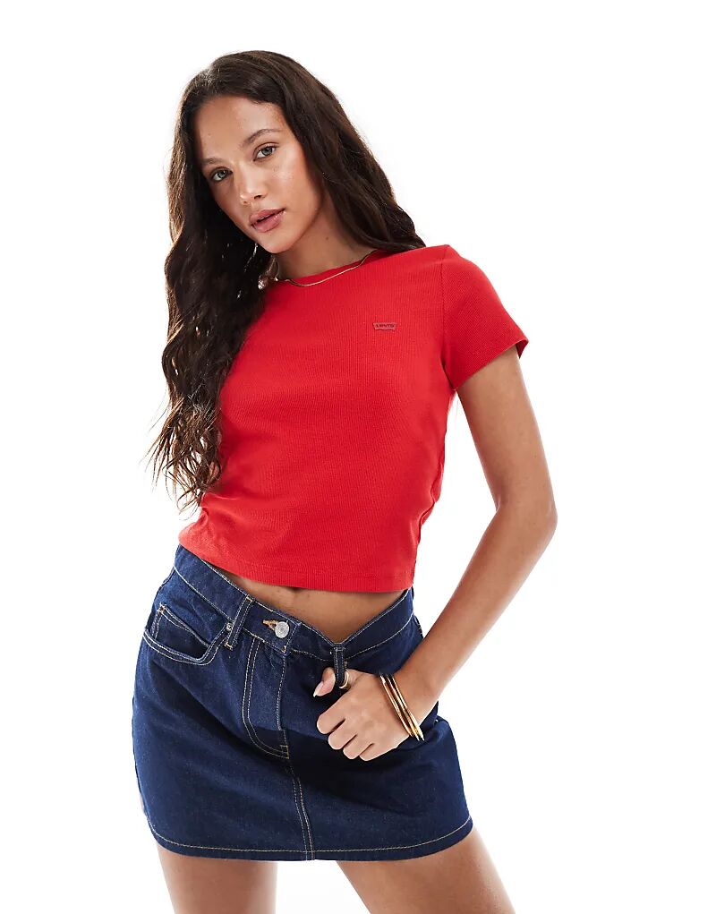 

Спортивная футболка с логотипом Levi's Essential красного цвета