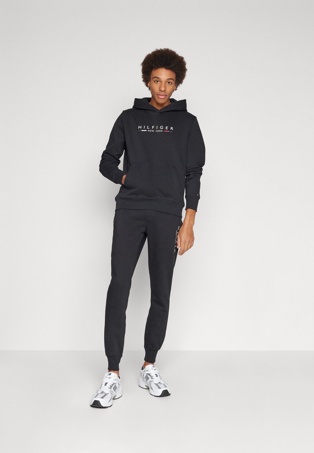 Спортивный костюм NEW YORK TRACKSUIT Tommy Hilfiger, цвет black — фото 2