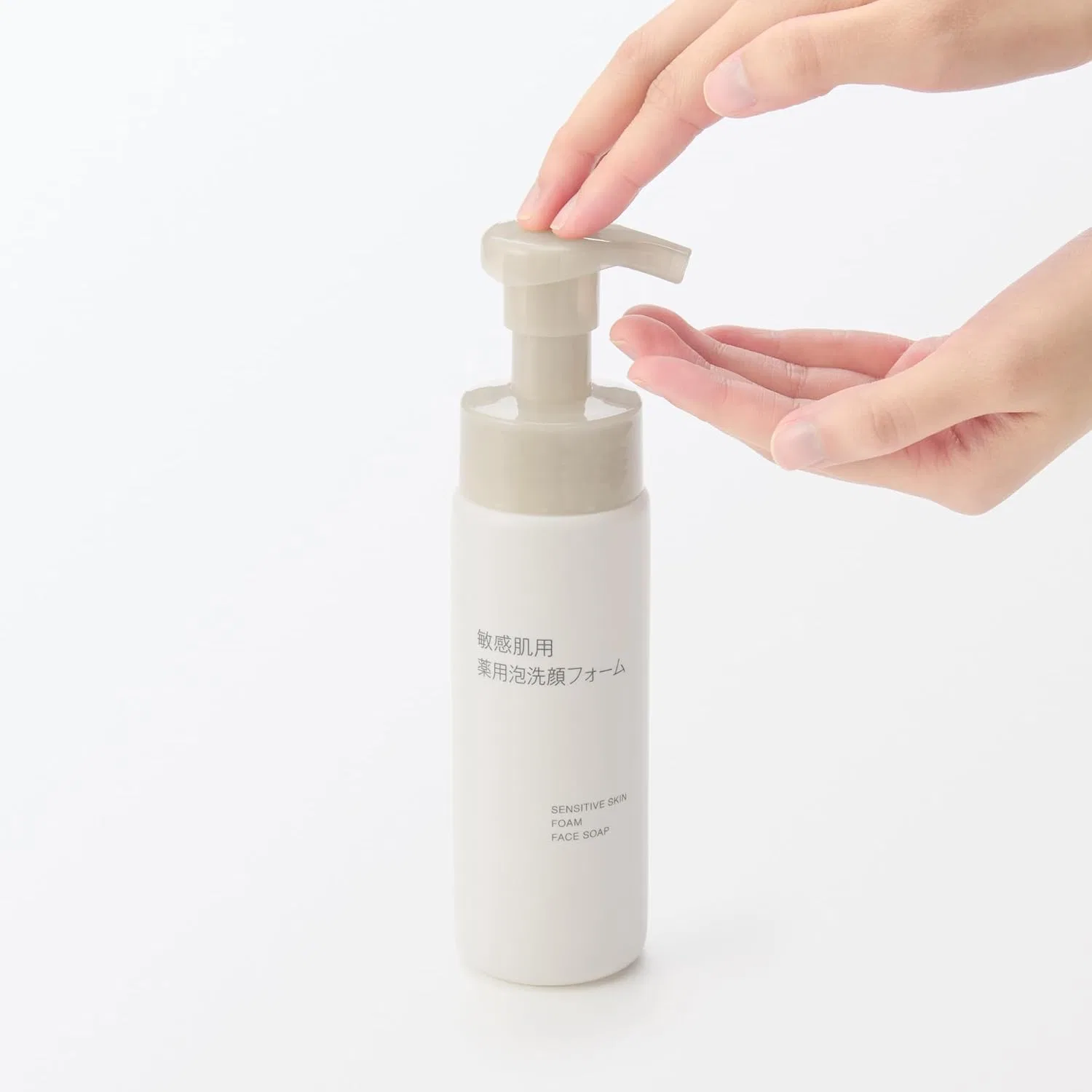 Пенка для умывания Muji — Для чувствительной кожи белый, 200 мл — фото 3