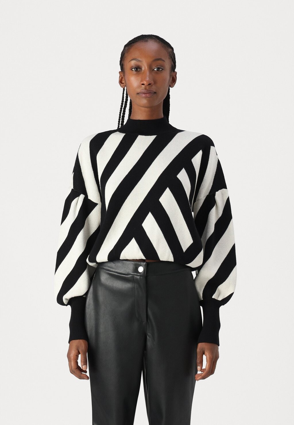 

Джемпер YASFONNY STRIPE PULLOVER YAS, черный