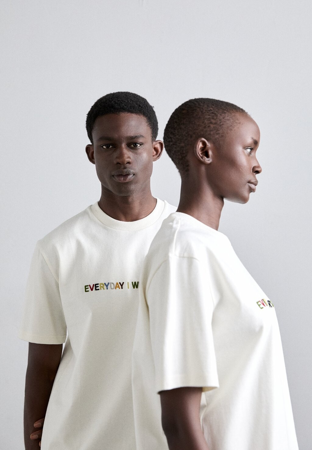 

Принт на футболке CLASSIC UNISEX Sunnei, кремовый