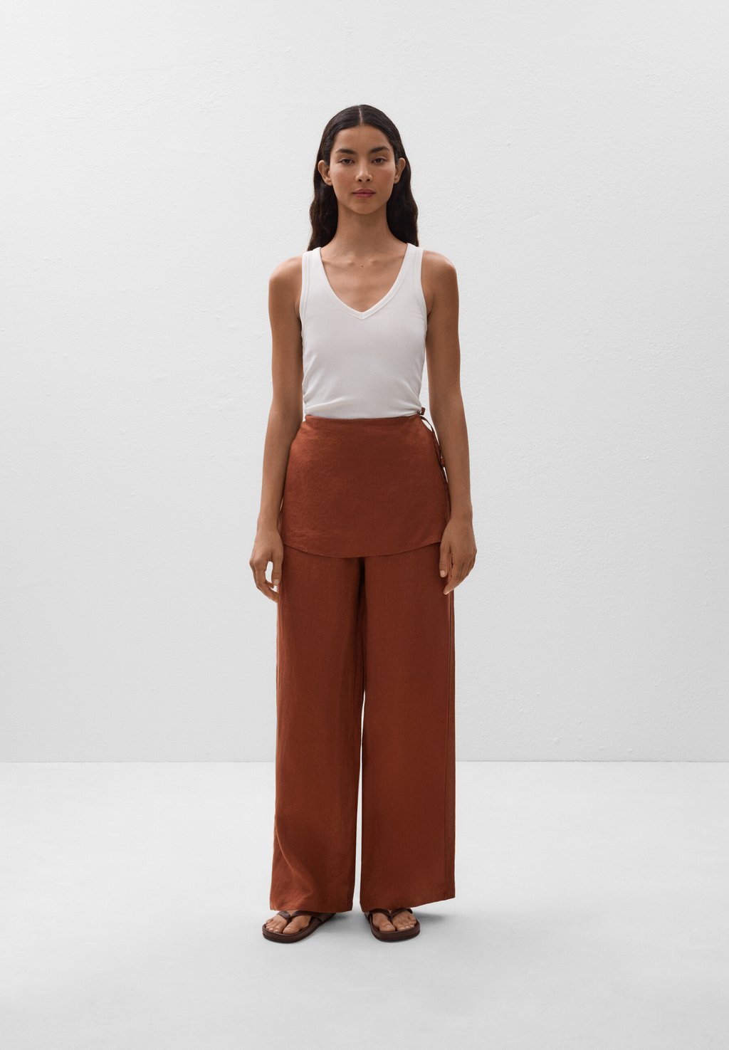 

Брюки LINEN WITH OVERLAPPING SKIRT OYSHO, светло-коричневый