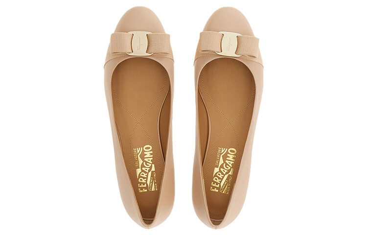 Varina Женская повседневная обувь Женские низкие розовые Ferragamo — фото 3