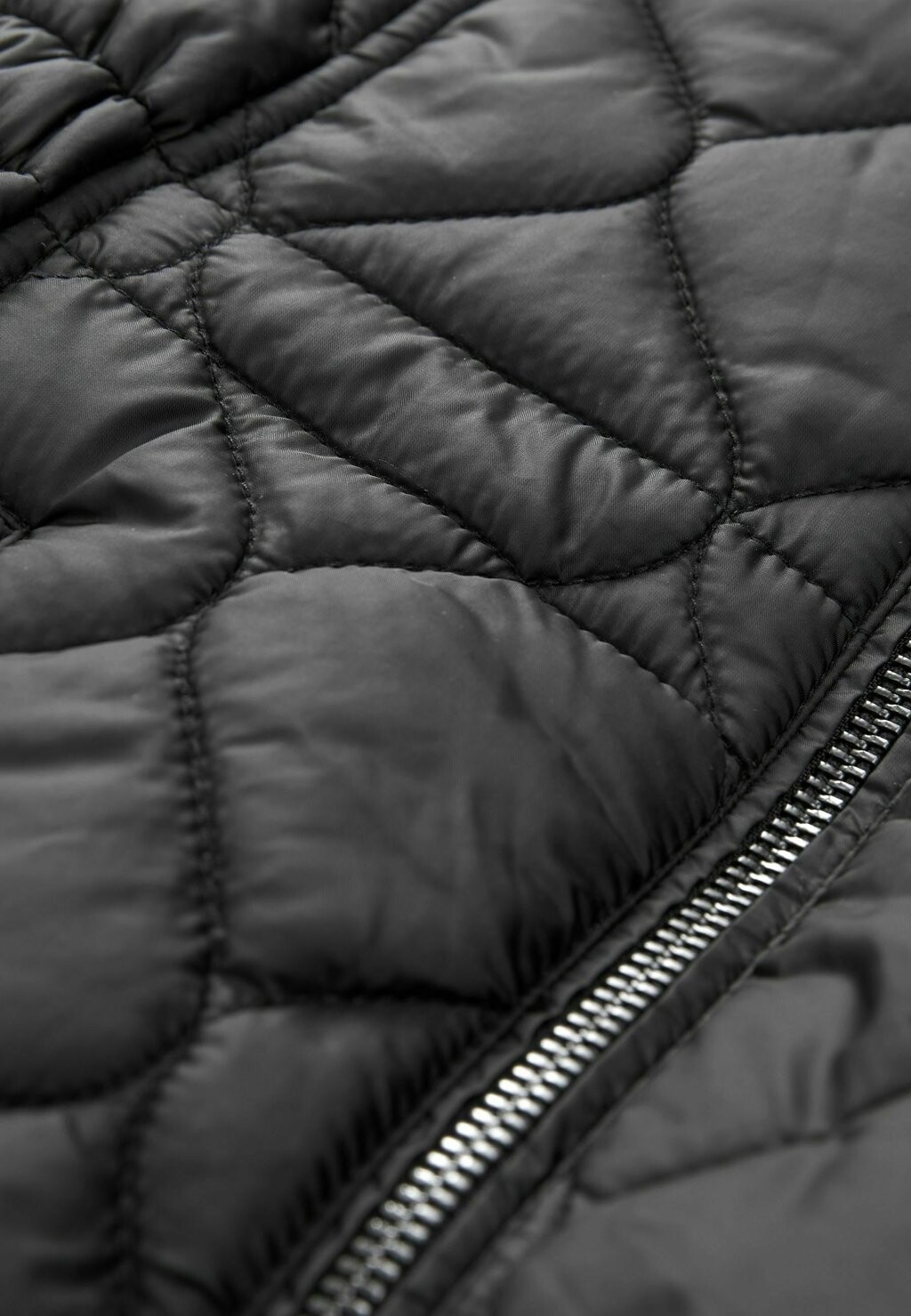 

Зимнее пальто SHOWER RESISTANT ONION QUILTED Next, черный