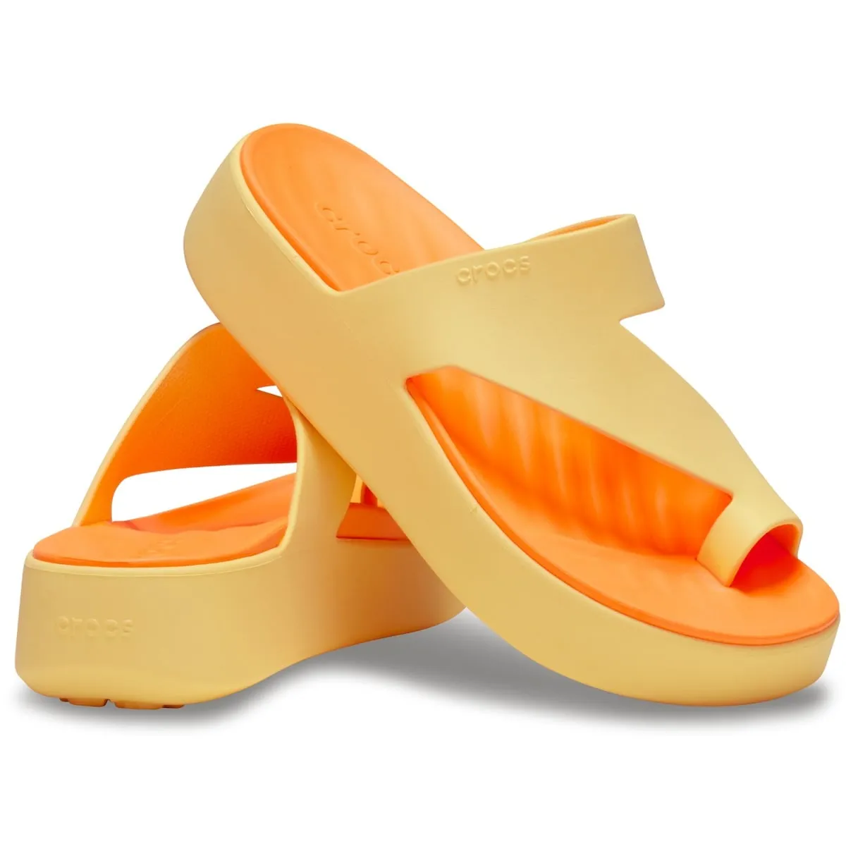 Женские сандалии Getaway с платформой и петлей для пальцев W Crocs, светло-оранжевый — фото 2