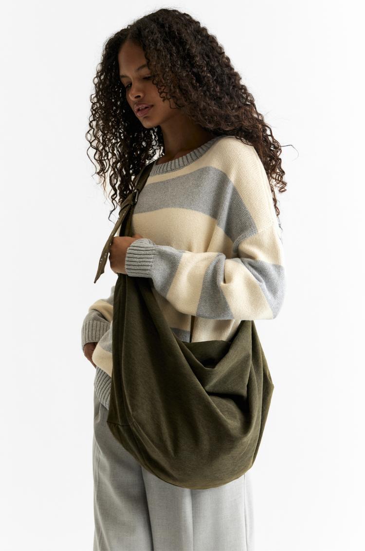 

Сумка-Шоппер макси с пряжкой Pull And Bear, хаки