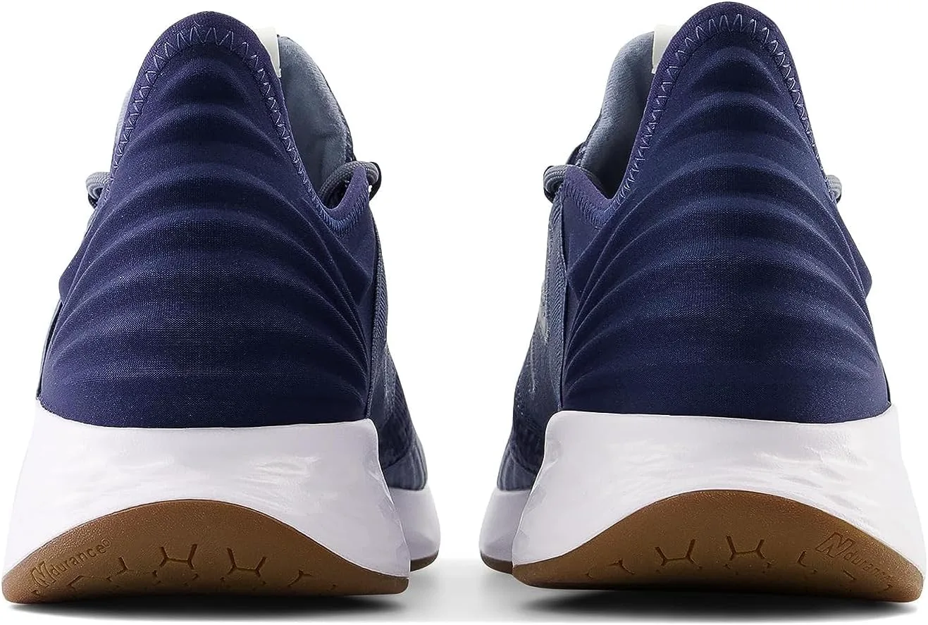

Кроссовки для бега New Balance Men's Fresh Foam Roav V1, темно-синий/индиго