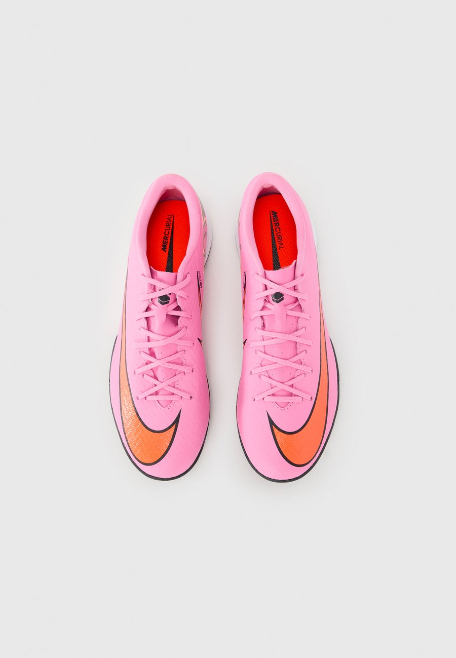 Кроссовки Nike Performance ZOOM VAPOR 16 ACADEMY IC, Magic Flamingo/Black/Total Crimson/Apricot — фото 4