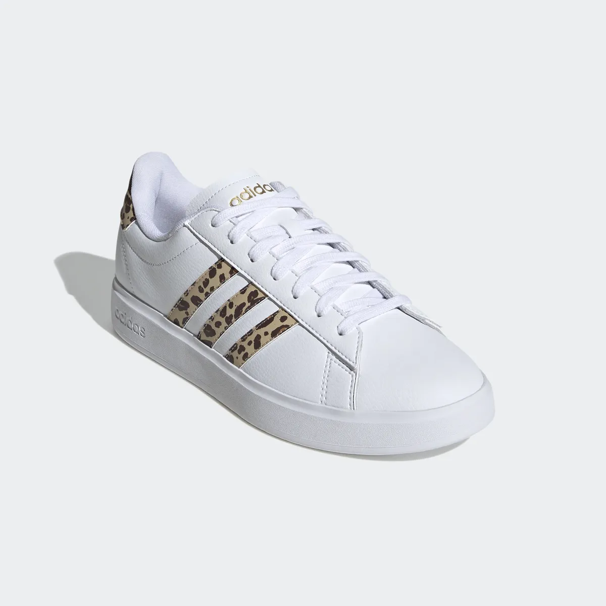 

Спортивные кроссовки adidas "GRAND COURT 2.0" Adidas Sportswear, белый