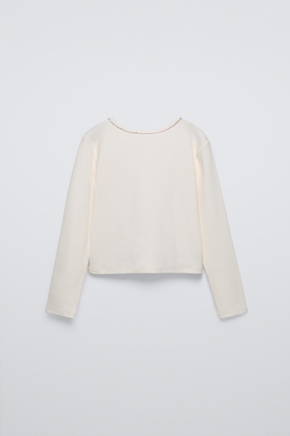 

Футболка в рубчик с драгоценностями ZARA, экрю