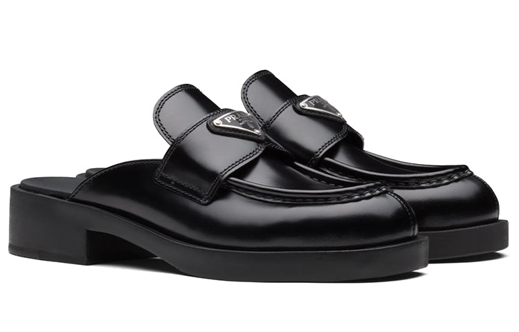 Тапочки (WMNS) PRADA Chocolate Brushed Leather Mules 'Black' 1D652M_055_F0002_F_040, черный — фото 3