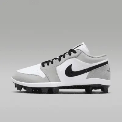 Бутсы Jordan 1 Retro MCS Low, цвет Light Smoke Grey/White/Black