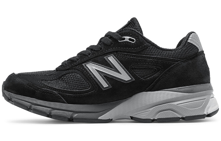 

Женские кроссовки New Balance NB 990 V4