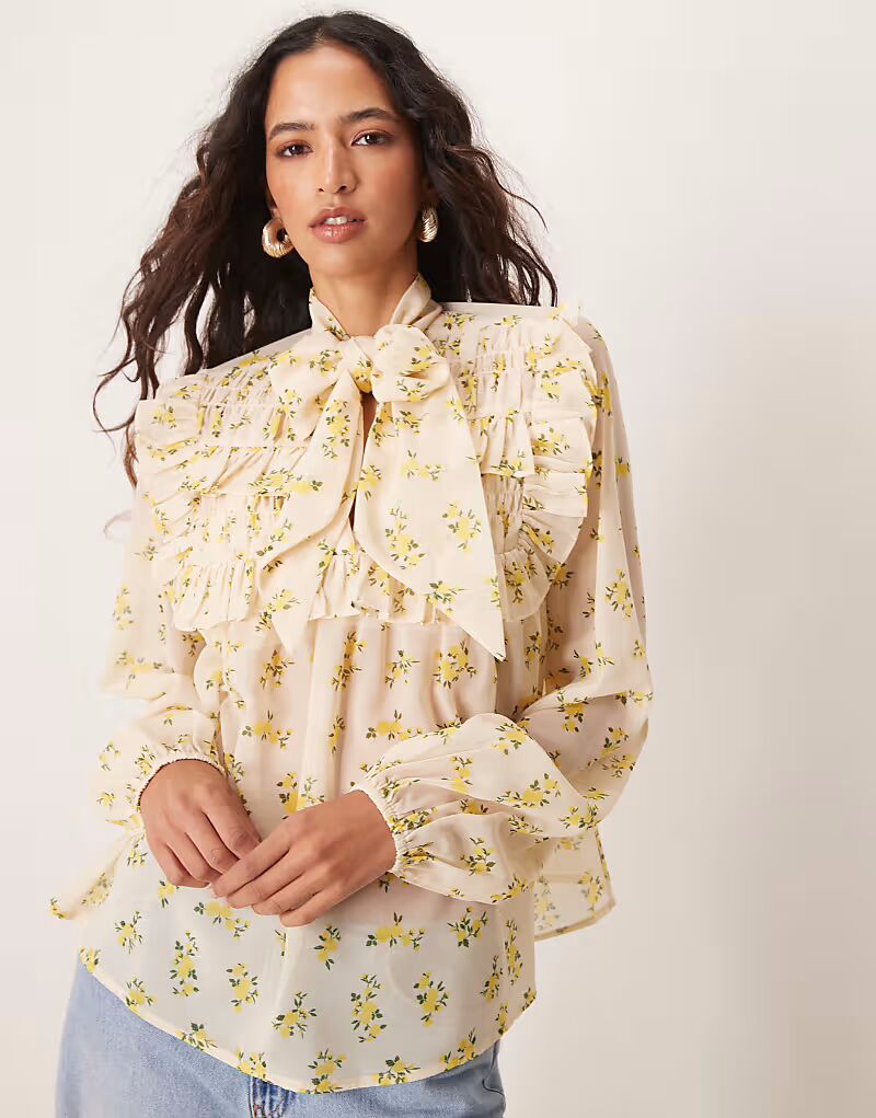 

Топ ASOS DESIGN с завязкой на горловине, сборками и оборкой, с цветочным принтом