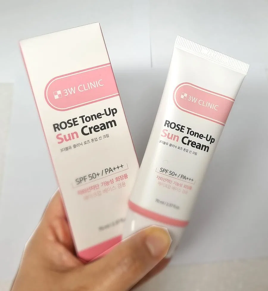 Солнцезащитный крем Rose Tone Up SPF50+ PA+++ EKEL 70 мл — фото 2