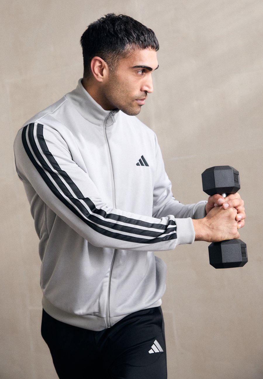 Спортивный костюм Adidas Sportswear SET, Medium Grey Heather/Solid Grey/Grey